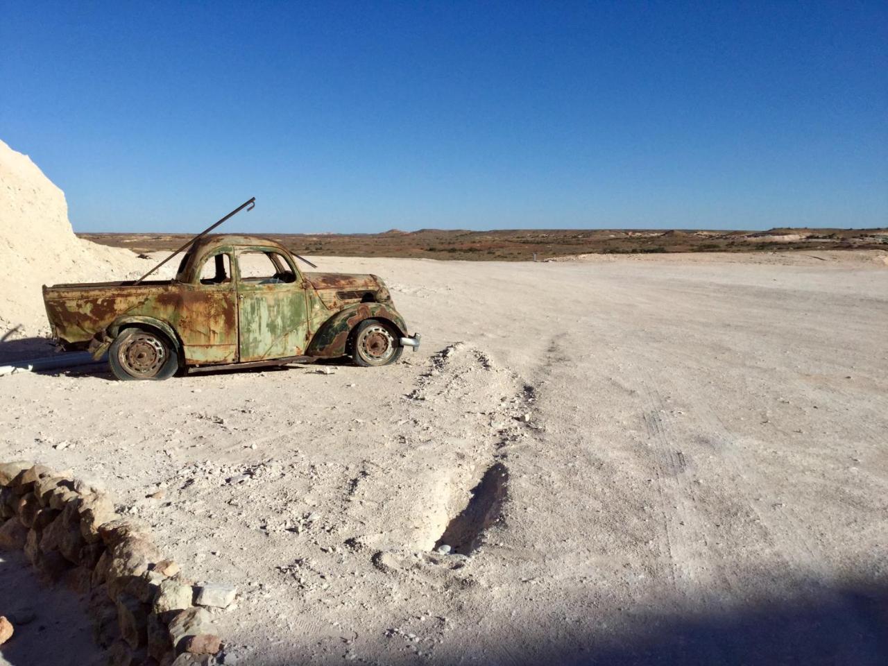 Dug Out B&B Coober Pedy Exteriör bild